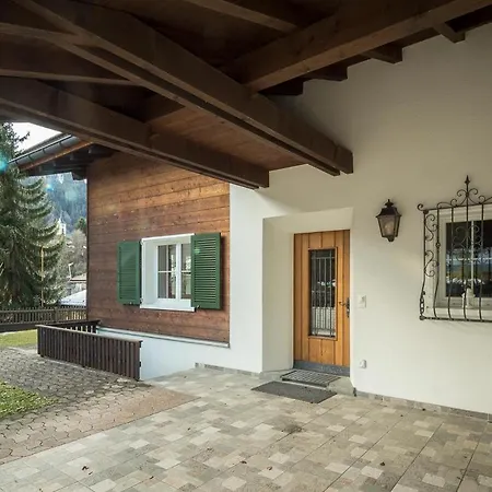 Haus Wick Сasa de vacaciones Klosters